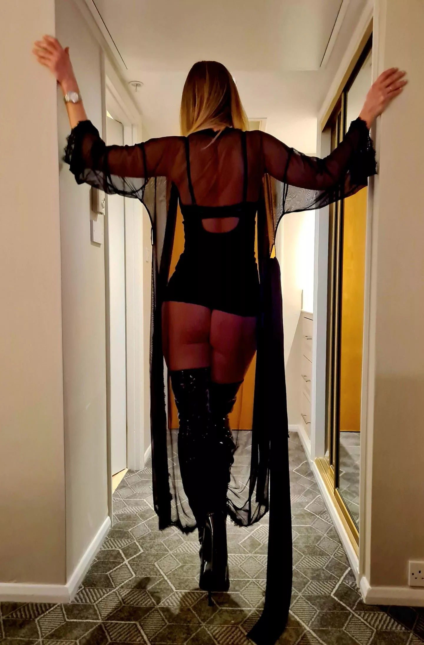 Killer heels and lingerie posted by GreedyHotwife
