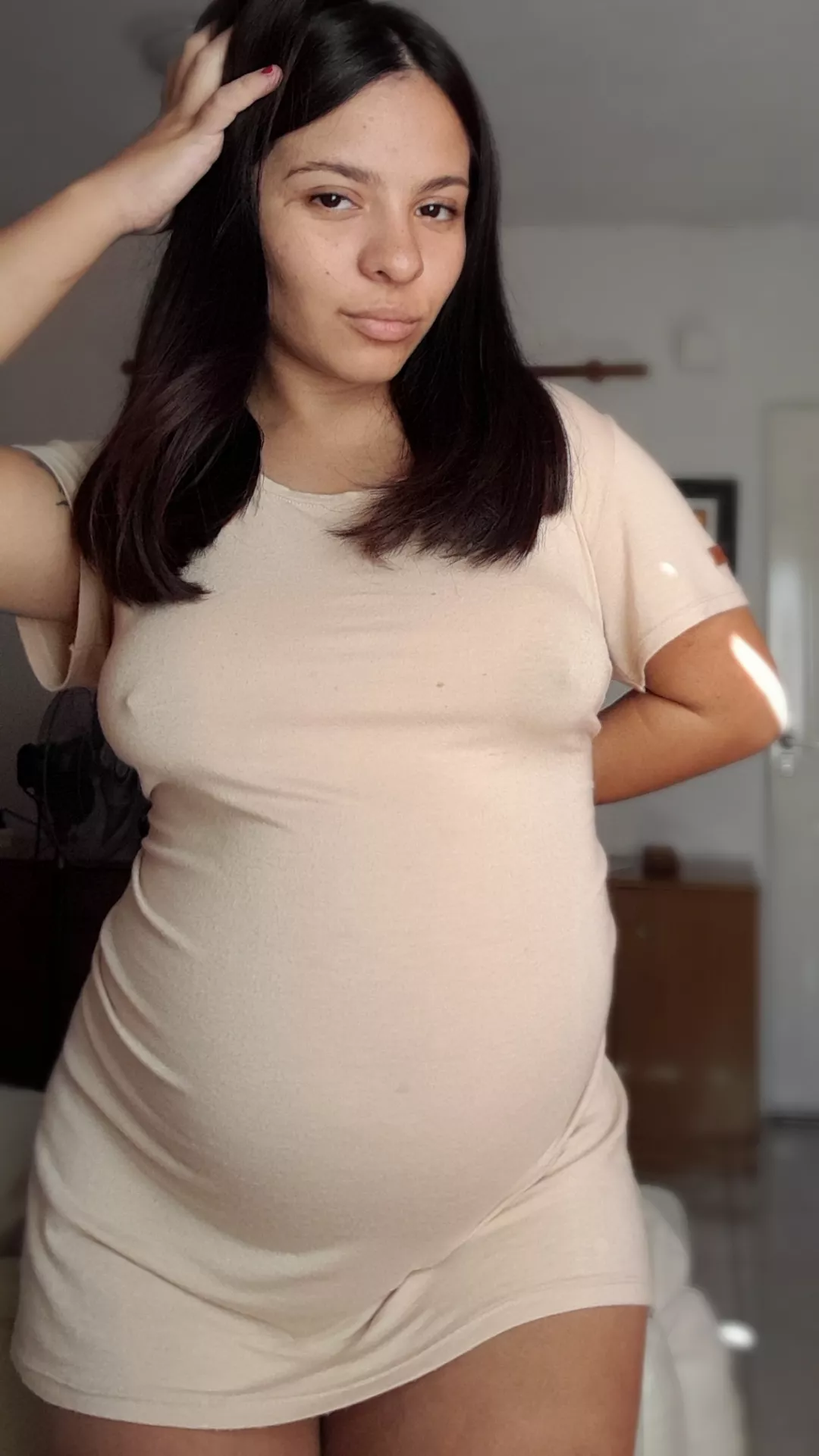 Latina, 34 weeks, would you like to receive my nudes? posted by LatorreMelina