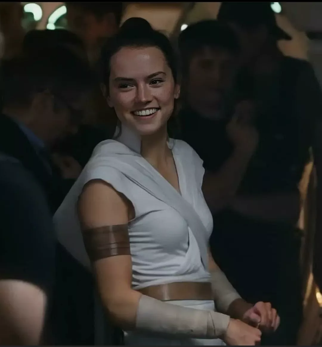 Lets get a hotel room and hold up watching Star Wars and fucking our brains out for Daisy Ridley all weekend! posted by clearbluedreams