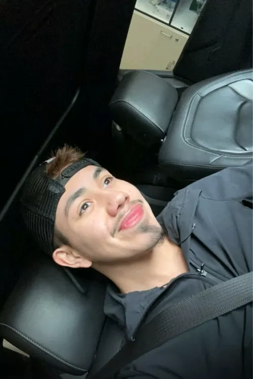 Looking for some xbox friends ☺️ by Purple-Clue5496