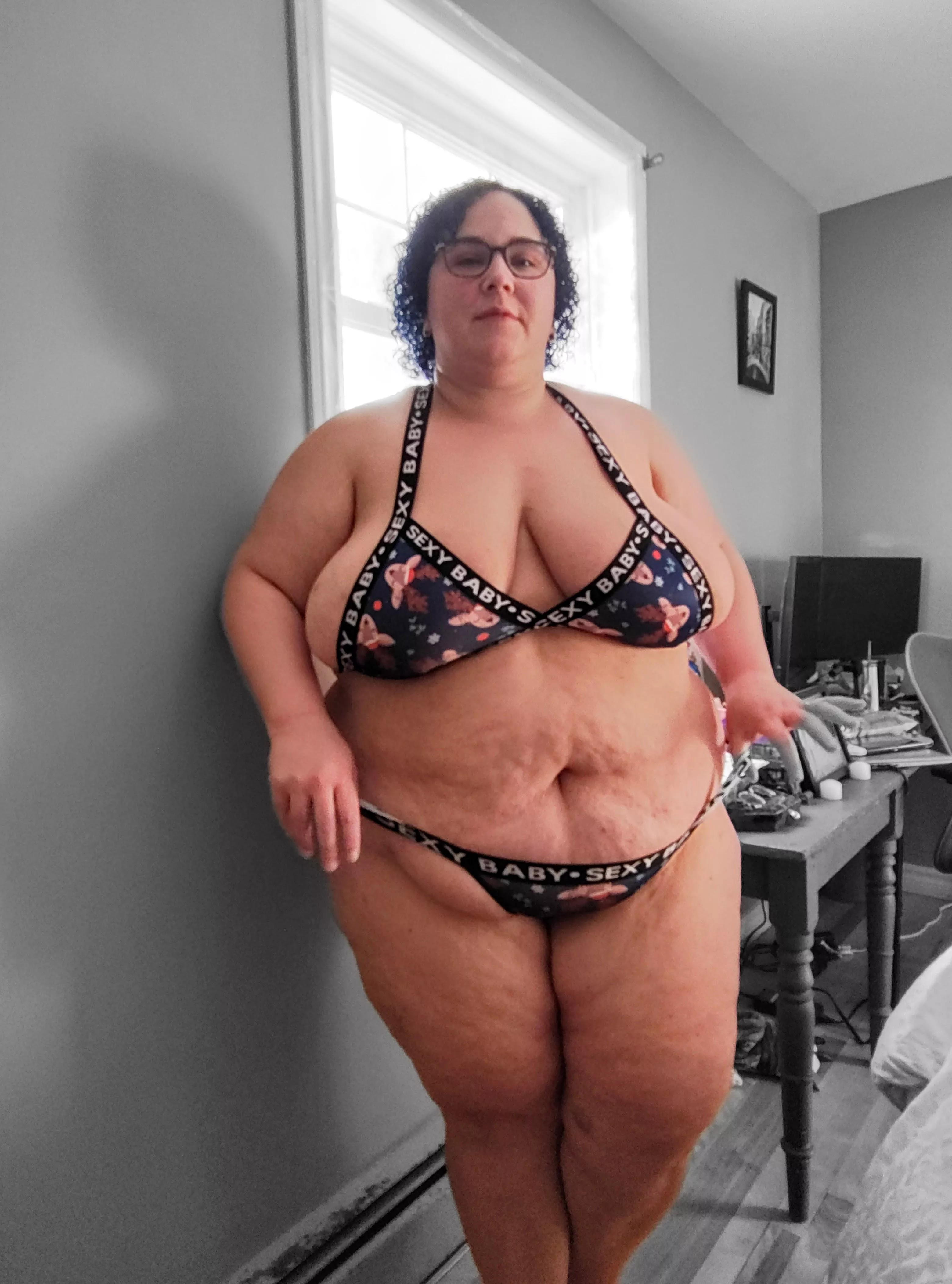 Love the color pop effect  posted by bipolybbw