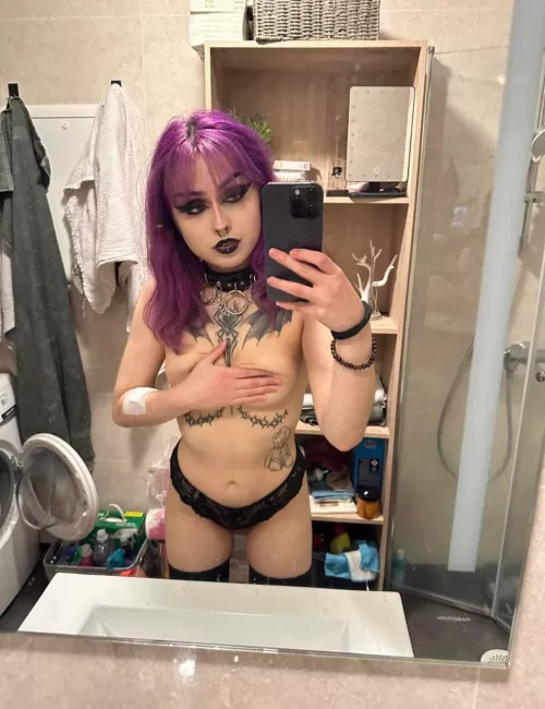 Nothing better than a Gothic girl addicted to anal sex by CondescendingAlice5