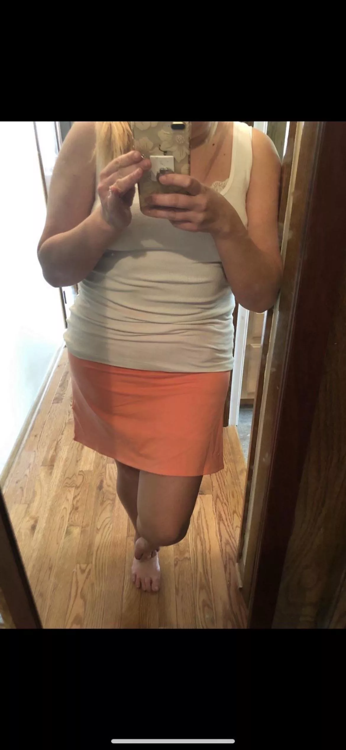 Obsessed with golfers… Would anybody fuck me on the green wearing this? I just wanna bend over and get my pussy used by tons of golfers. posted by Large-Dependent1087