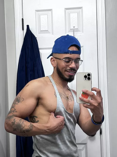 Oh look I’m different by LowShape1256