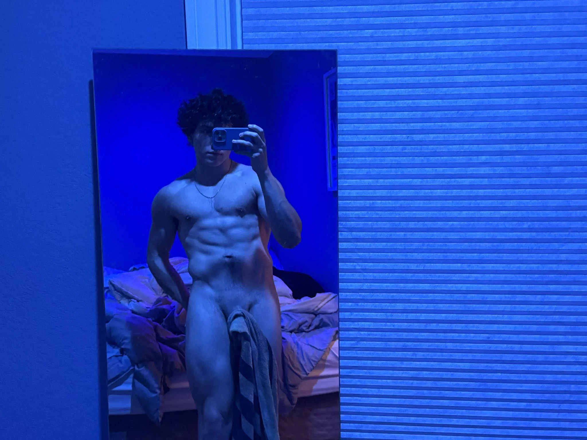 Oh no!! My towel is falling!! (m)  posted by astrboi09