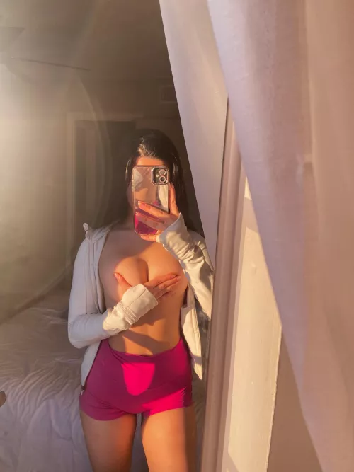 post gym selfie after class  by itsmelanienextdoor