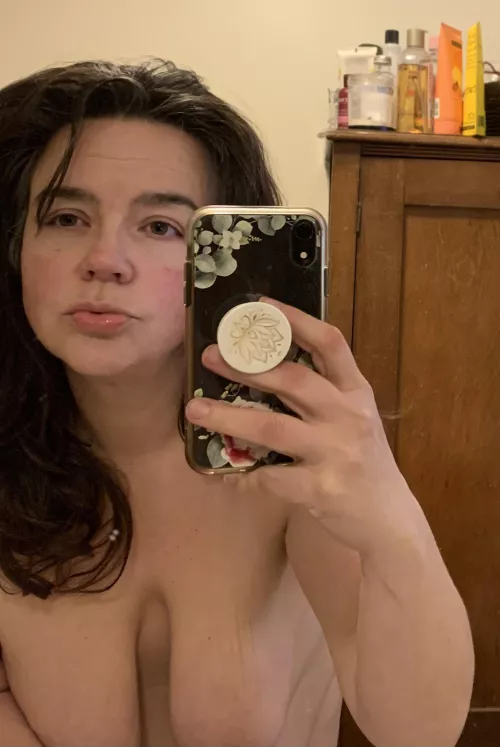 Pucker up, it’s Friday night! by Affectionate-Note636