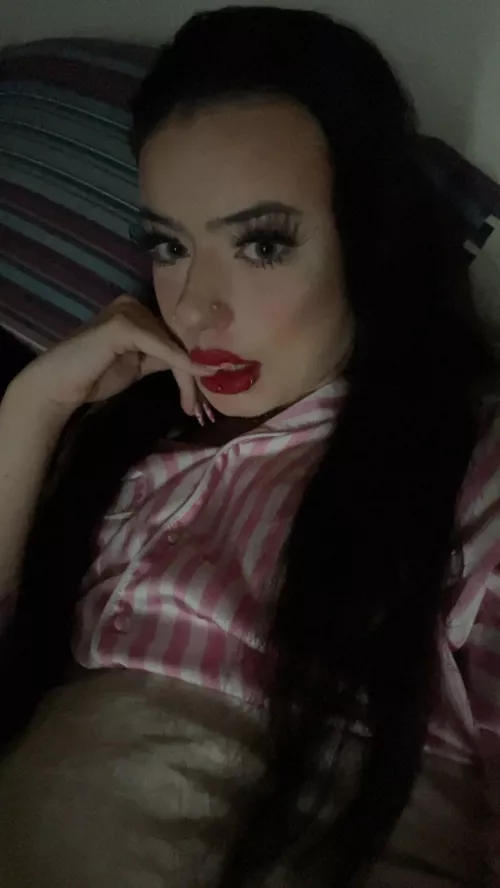 Some selfies in between all the nsfw so you know it’s worth it 😘 by RevolutionaryLuck254