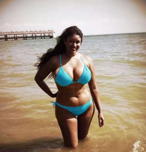 Thick goodness  posted by AriaiBallard