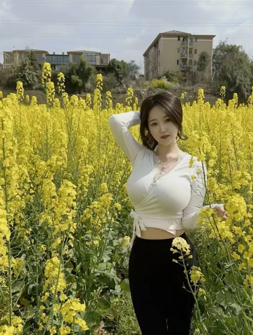 Time to sow seeds  by ChineseStickyBunz