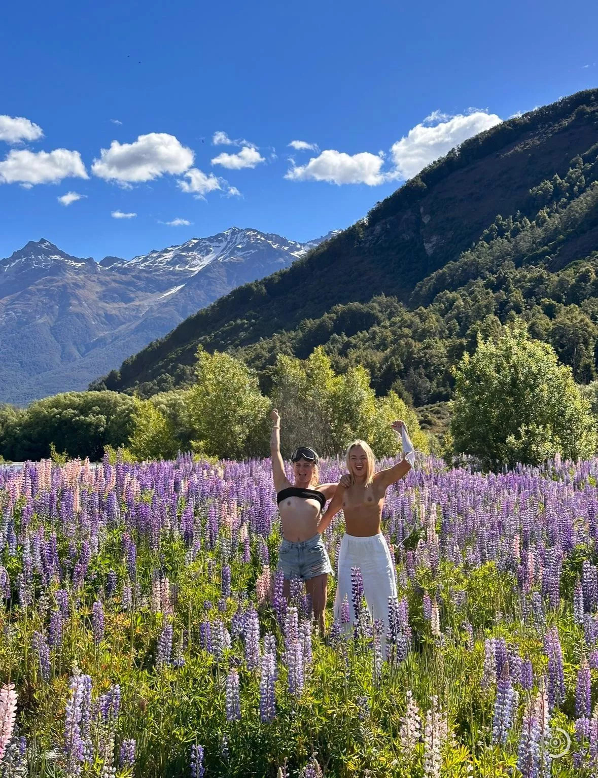 tits out for new zealand  posted by keeksuncensoreddd