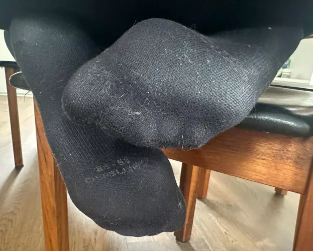 Upps I think I wore my socks too long! [F] by Pixiesoles23_