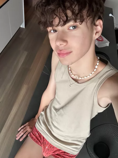 Would you like to dominate a cute and eager twink? (19yo125lbs) by SpicySisterxo_