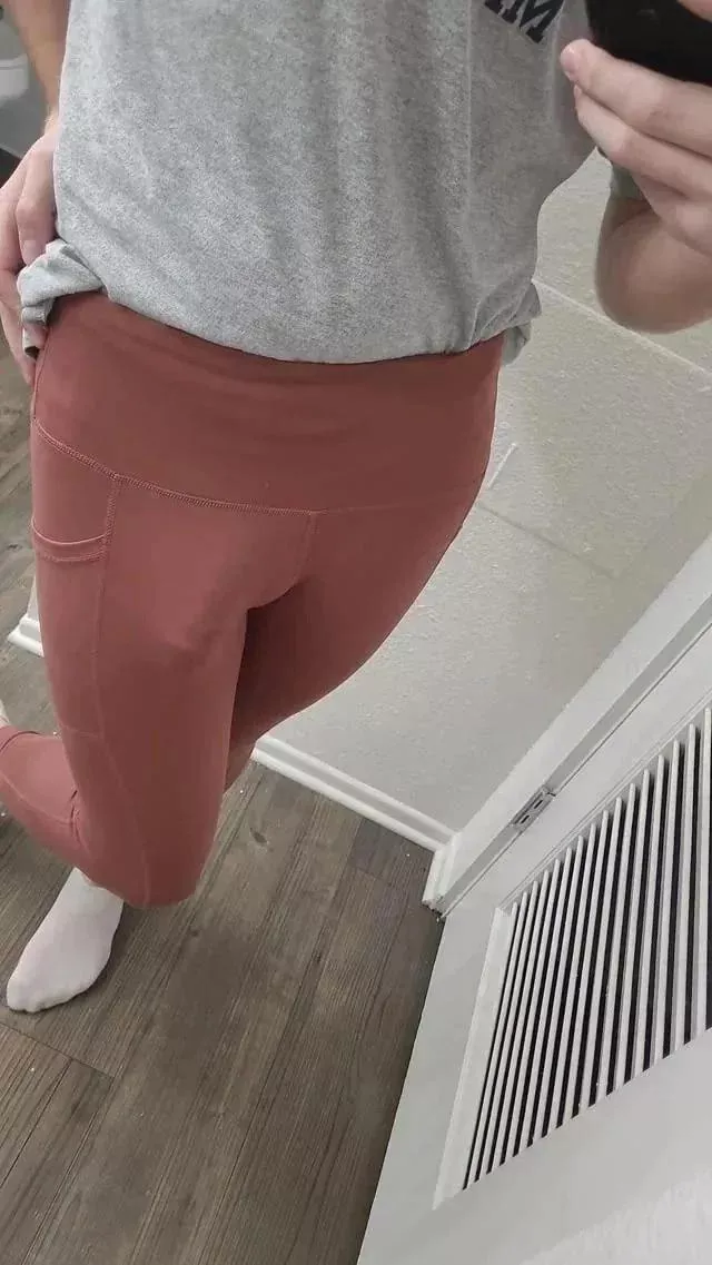 (19) About to hit the Gym😅 posted by hardlyever55