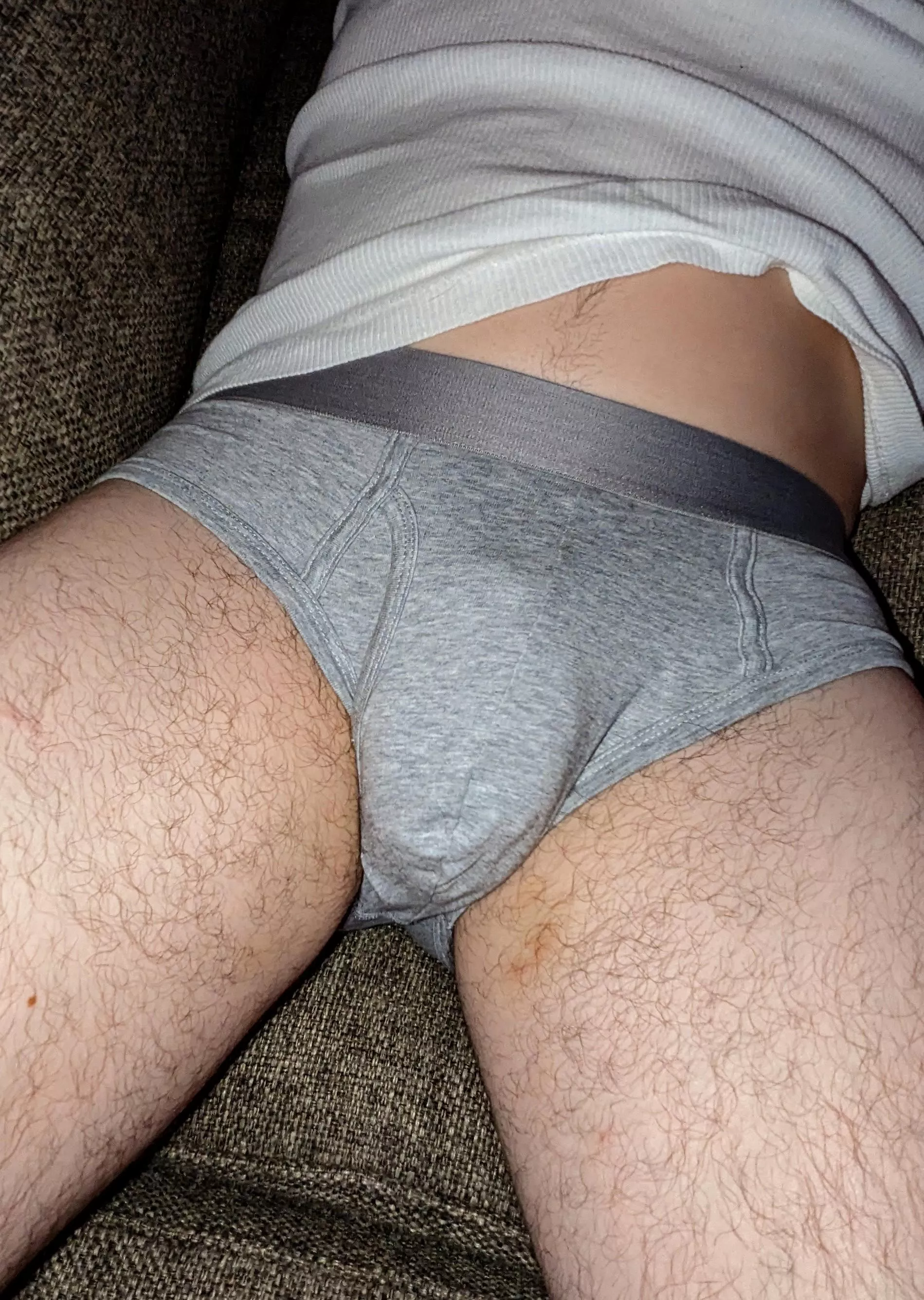 34, how's my bulge on a scale of 1 to 10? posted by Thr0w4w4yW4yB4ck
