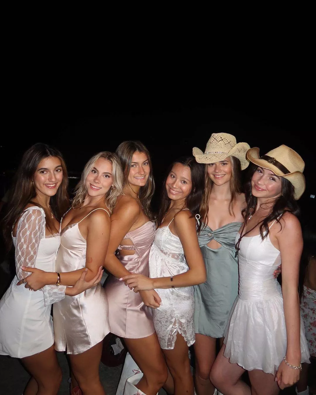 [6] Who you got? posted by whitetoweltw