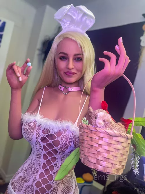 Anna’s the Easter Bunny by a-nesuto