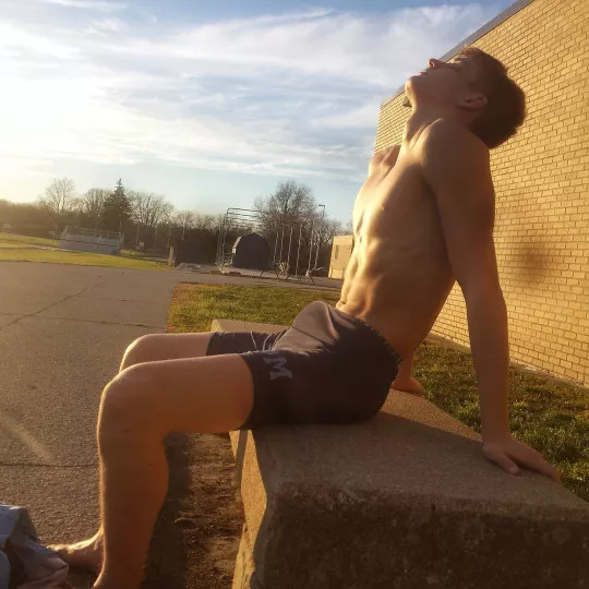 anyone know who this is? posted by spamz123