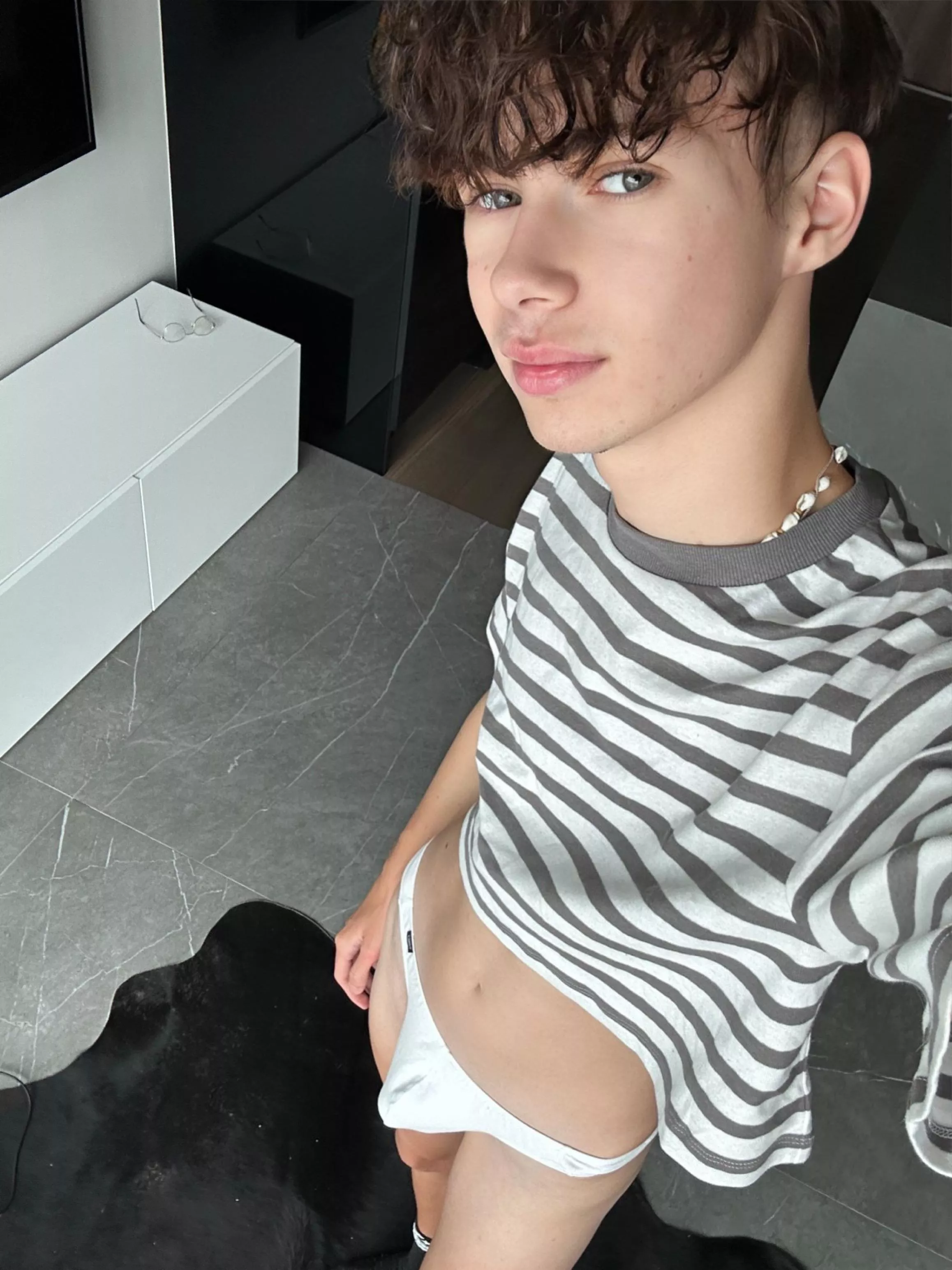 Does a guy with a slender frame in tight underwear catch your eye?(19yo, 125lbs) posted by SpicySisterxo_