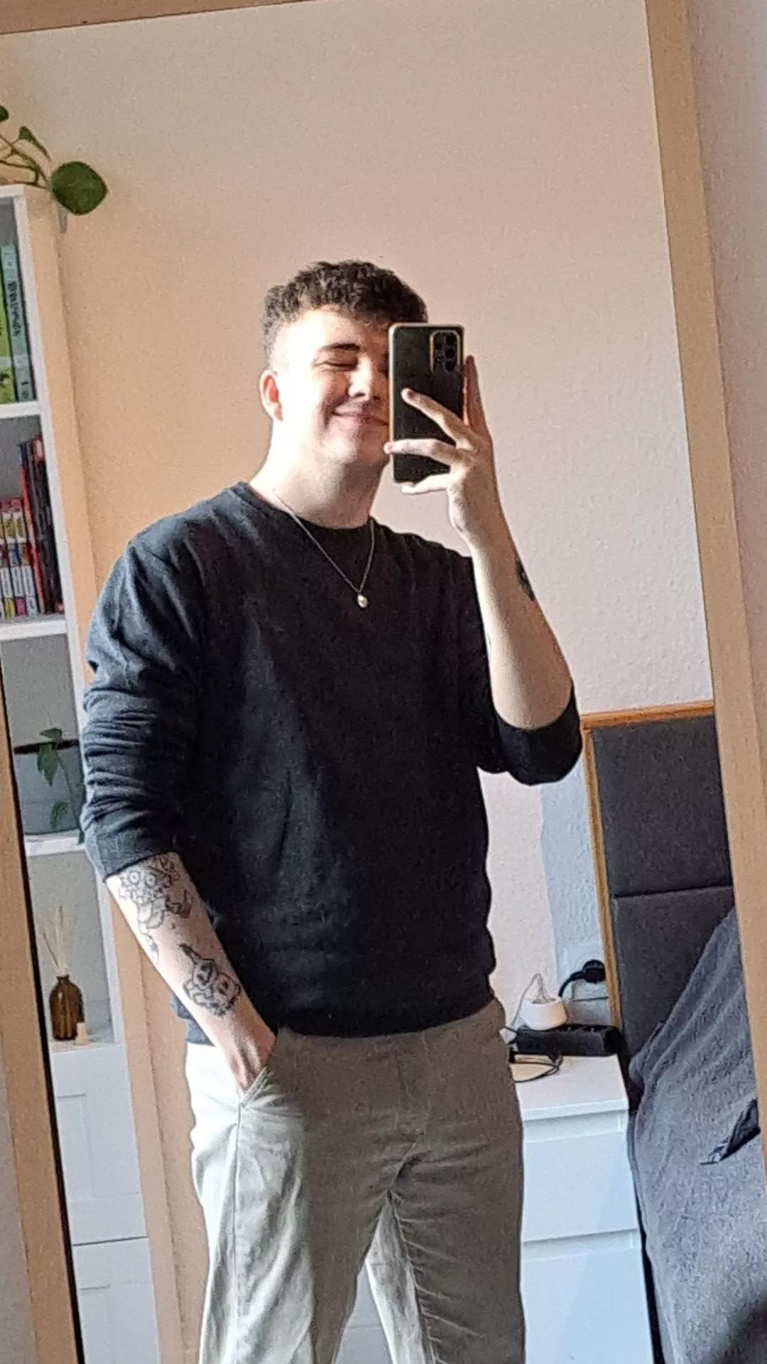 Enjoying a great Sunday :)) how is everyone doing today?  posted by Odd_Bean-_-