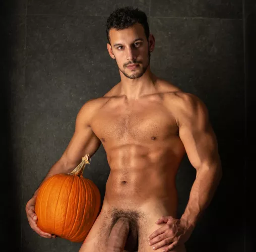 F*CK IT sending dick pics from my gallery to everyone who says hi by Own-City-1936