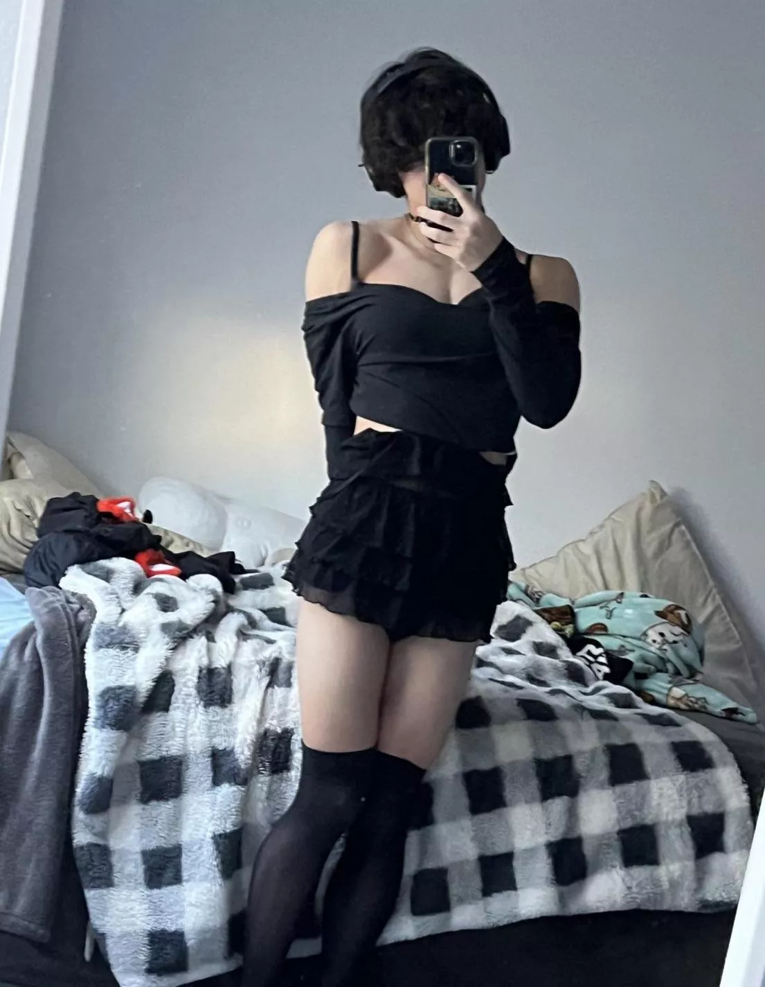 girl height (5’2😅) posted by chiya-jade