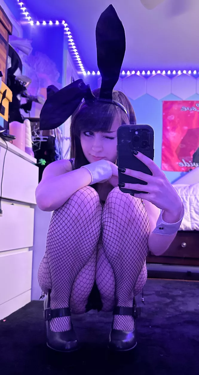 happy easter!! :3 posted by zombonn