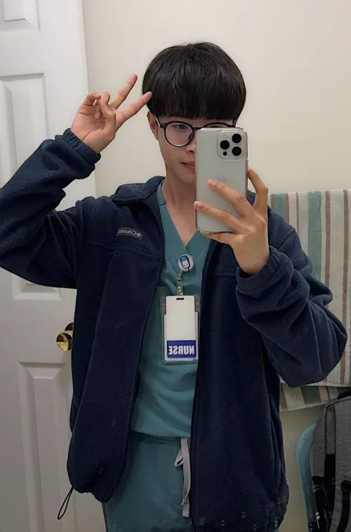 Happy Sunday ✌️ by ziconium