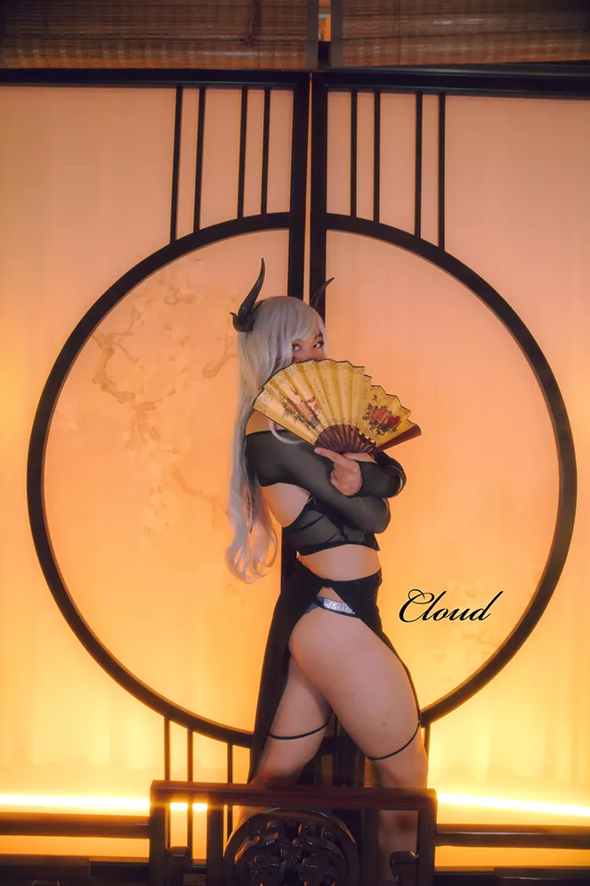 Happy year of the dragon~ posted by Femboi_Cloud