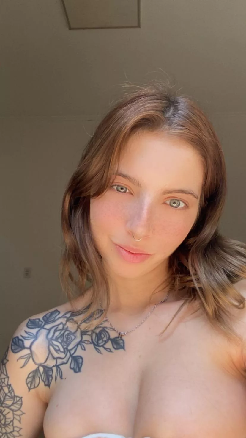 how I look today … posted by emiliafrodita