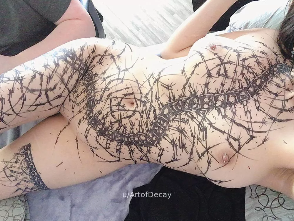 Huge centipede, about 6 hours of drawing posted by ArtofDecay