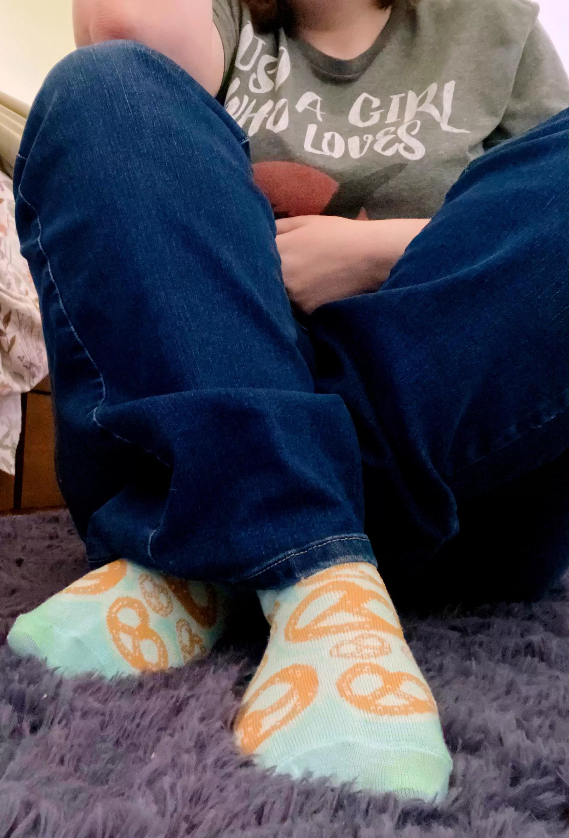 Hungry for some pretzels? 😇 posted by GoddessSable