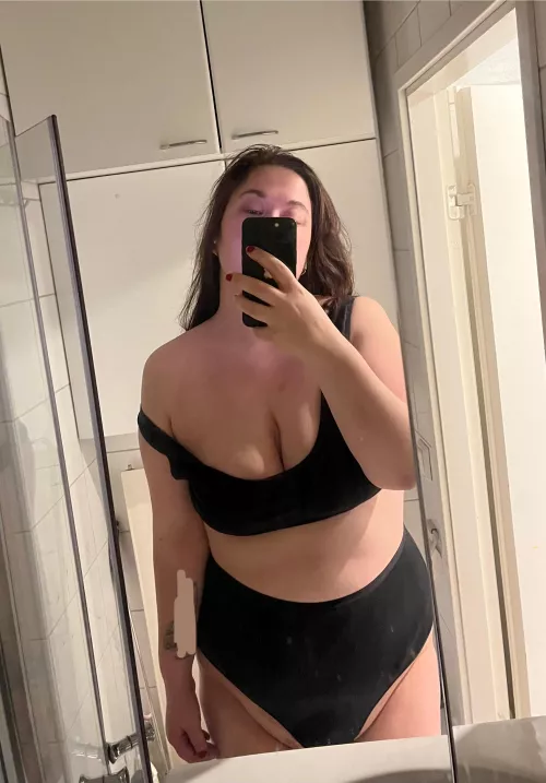 If I’d sent you this would you start to crave more? by miriviolet