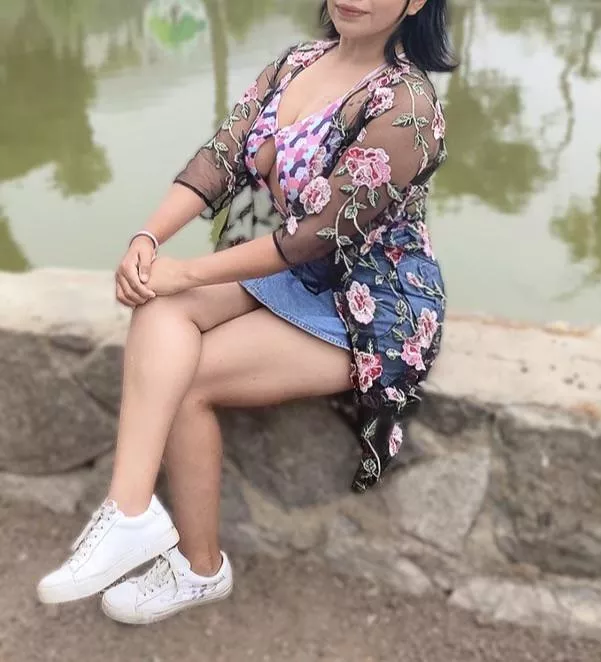 Just a normal day in the park posted by SexyAzucena