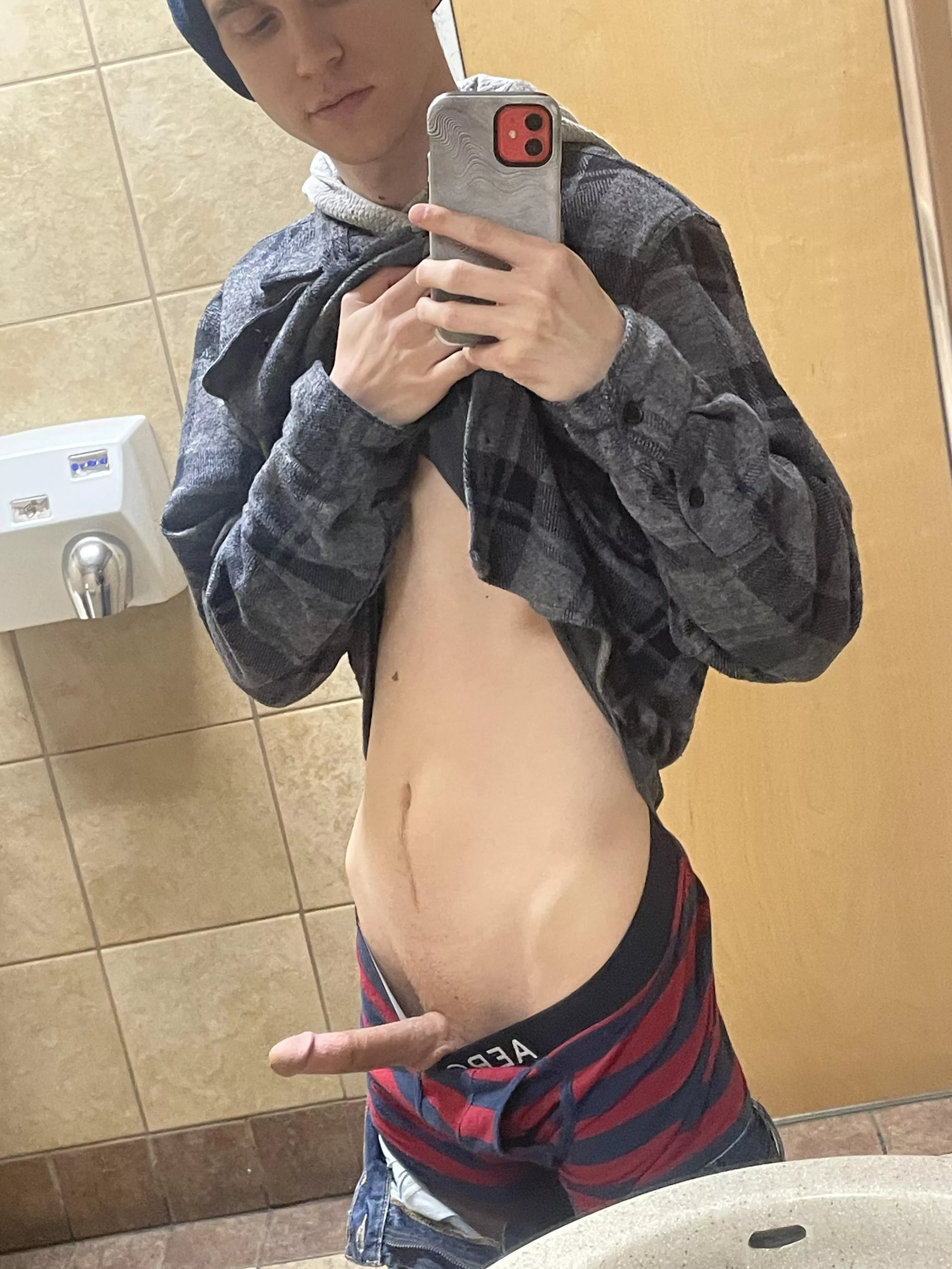 Little bit of work place fun posted by Anthony_Rivers