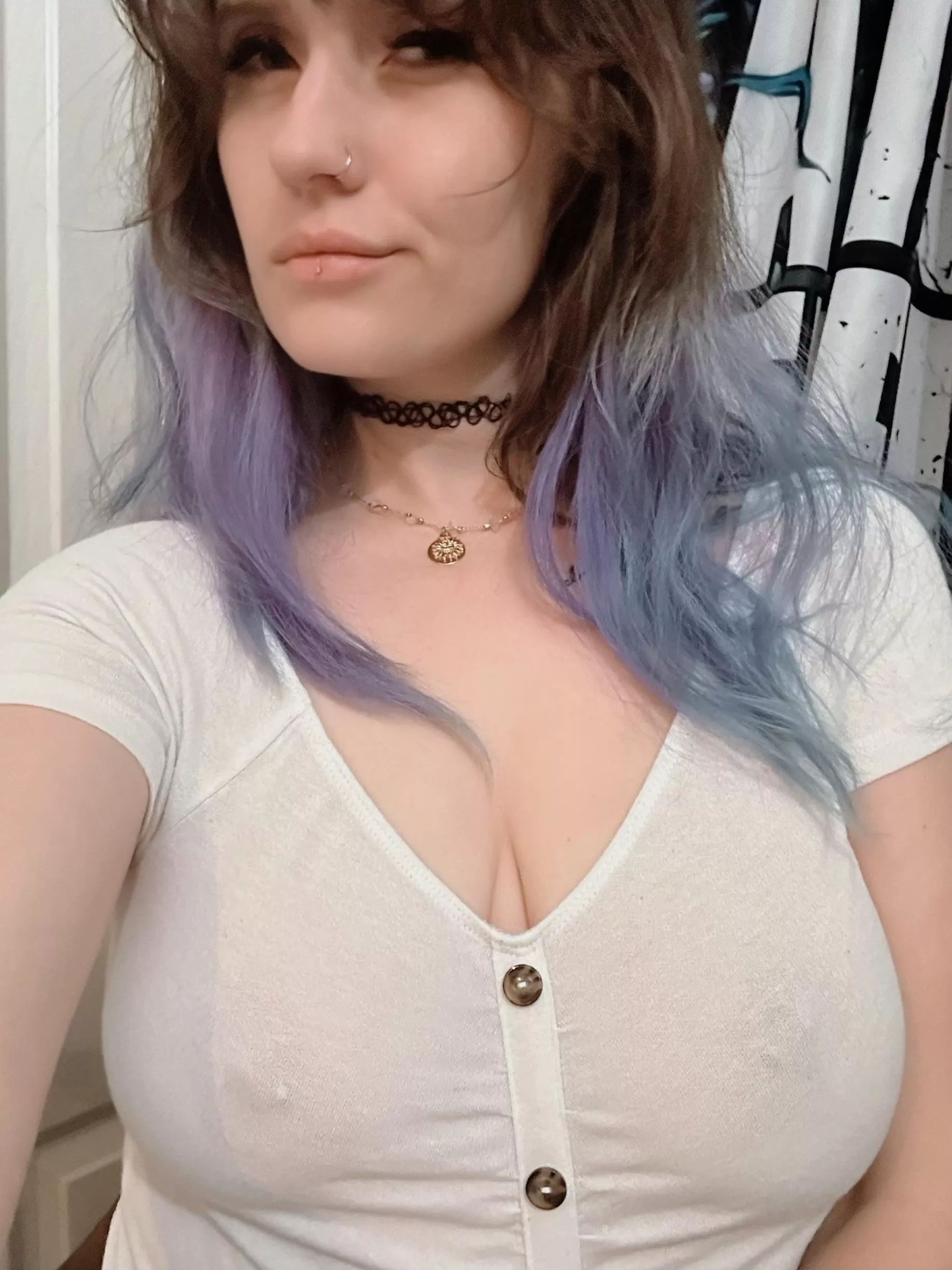 My female neighbors may hate me but their husbands and boyfriends adore me 🤭 posted by LaneyFairy