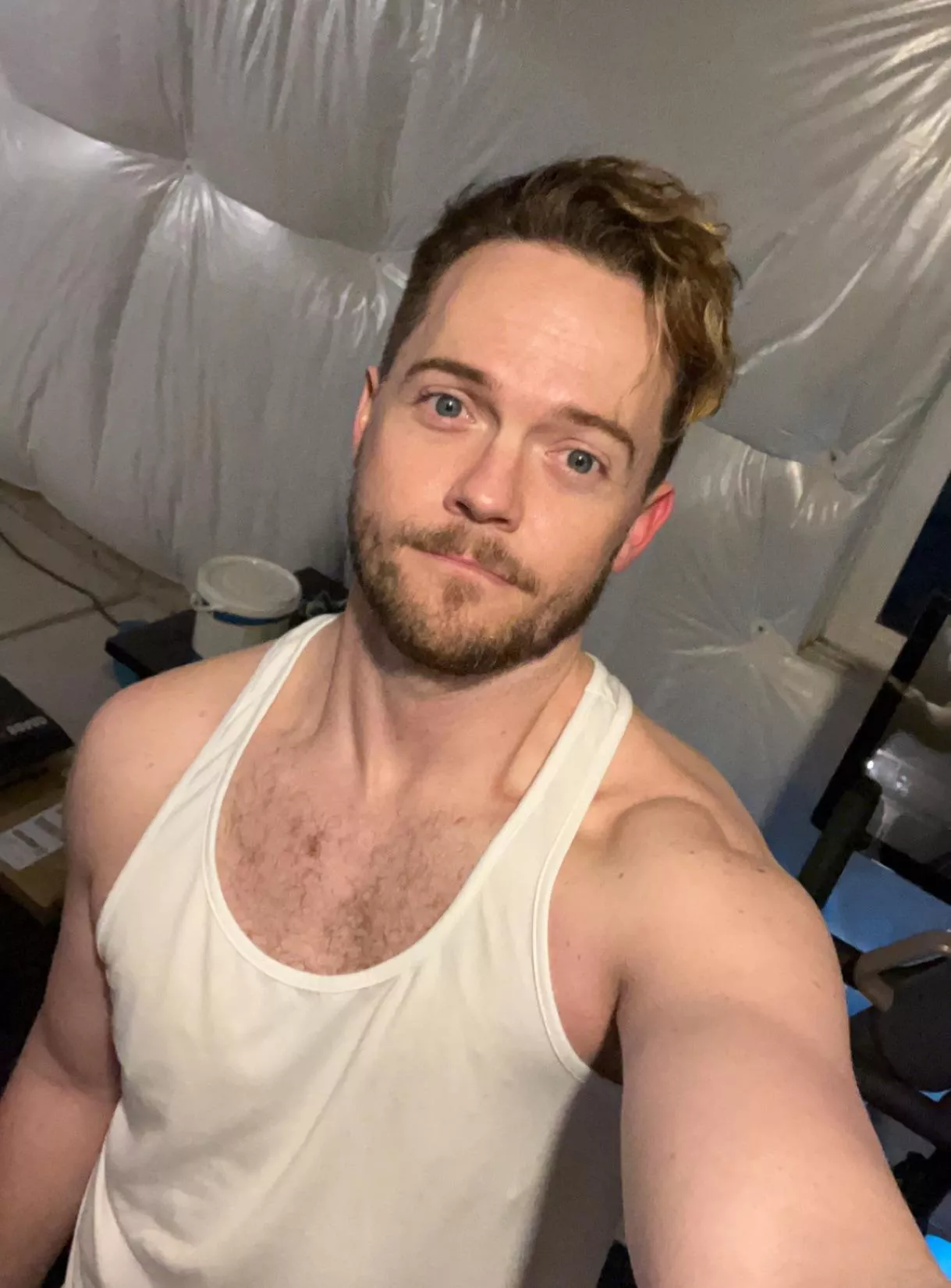 Said goodbye to the long hair… posted by adrusson