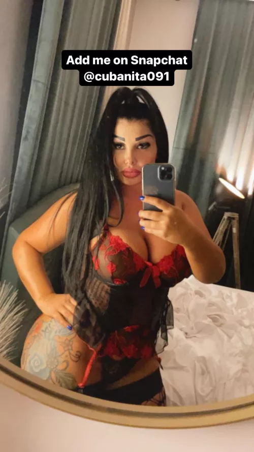 The fastest way to mommy’s heart is through her body  by no_love_losts