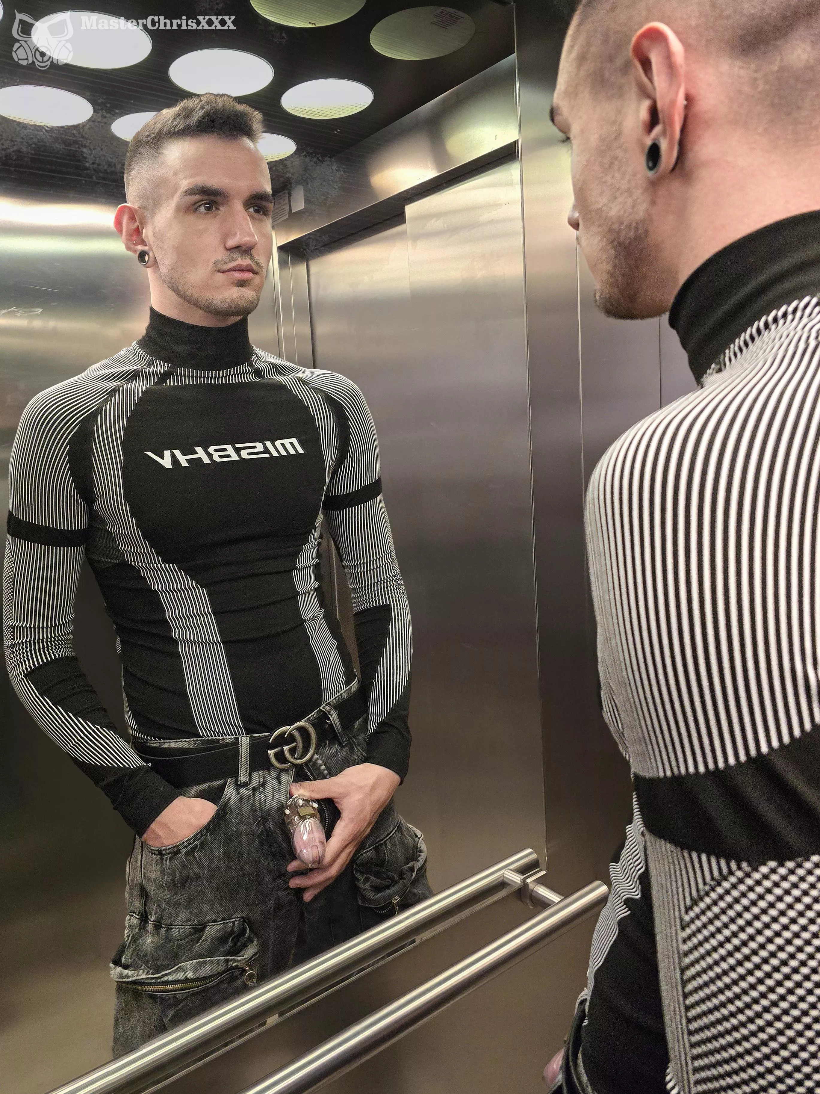 There was a small accident.😅 The slave's chastity device is broken. So now he will be wearing the old CB6000S cage for a few days until the new cage arrives.🍆🔒 He had to make a video in the elevator when it arrives at my place🔥 Follow me and posted by masterchrisxxx