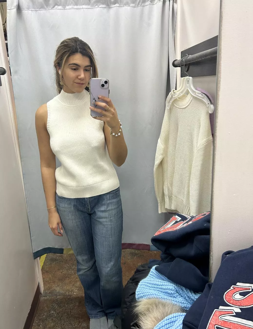 Turtlenecks are my favorite  posted by ripemangobaby