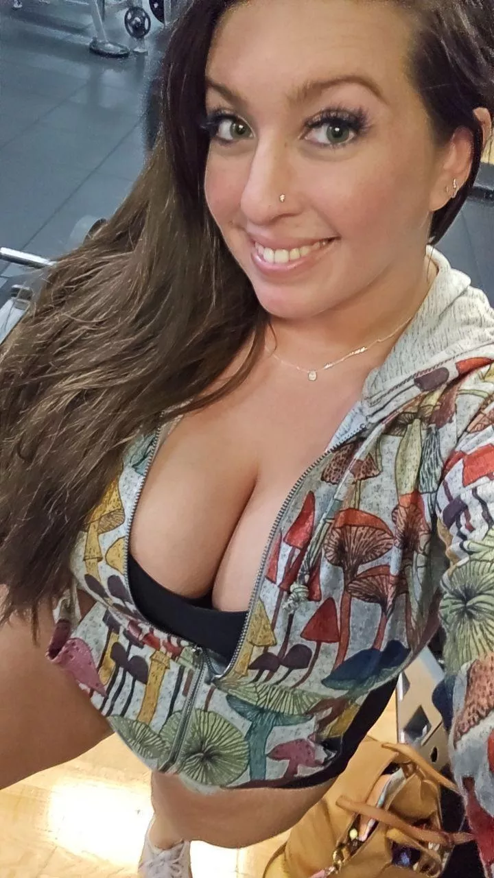 Who enjoys mushrooms  posted by Babylittlelo