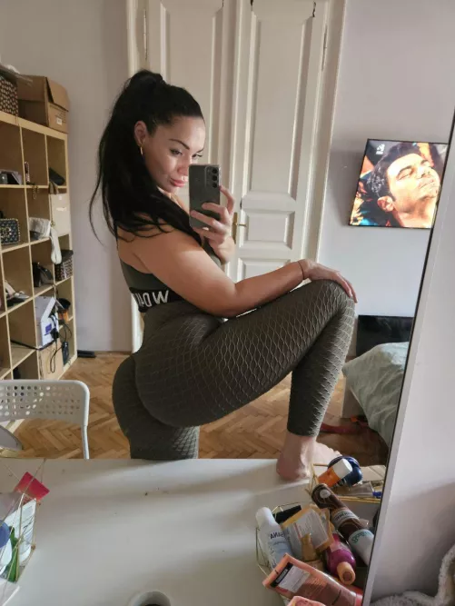 Who wants to do cardio at home? [F] by Impressive-Scale2514