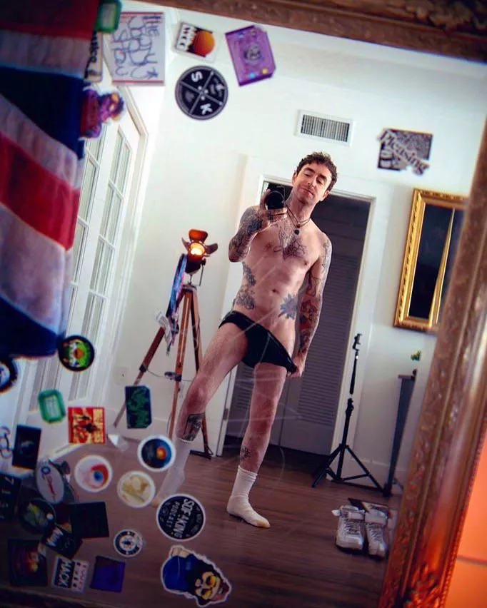 You can do anything to me 🥵 what are you doing first ? posted by chrissaintof