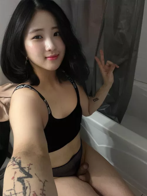 You likey?🤗 by Naomichoifemboi