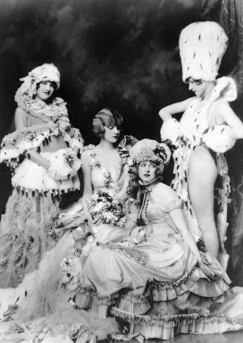 Ziegfeld girls by Mundane-Employer-719