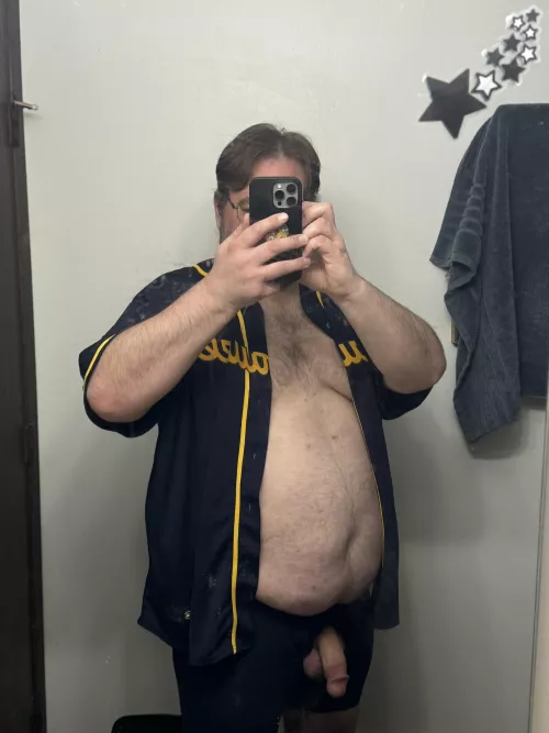 42 [M4F] #WI So glad baseball season is back!! Although I would love to find a lady who wants to play with my bat and balls 😉 by ChubbyCheesehead