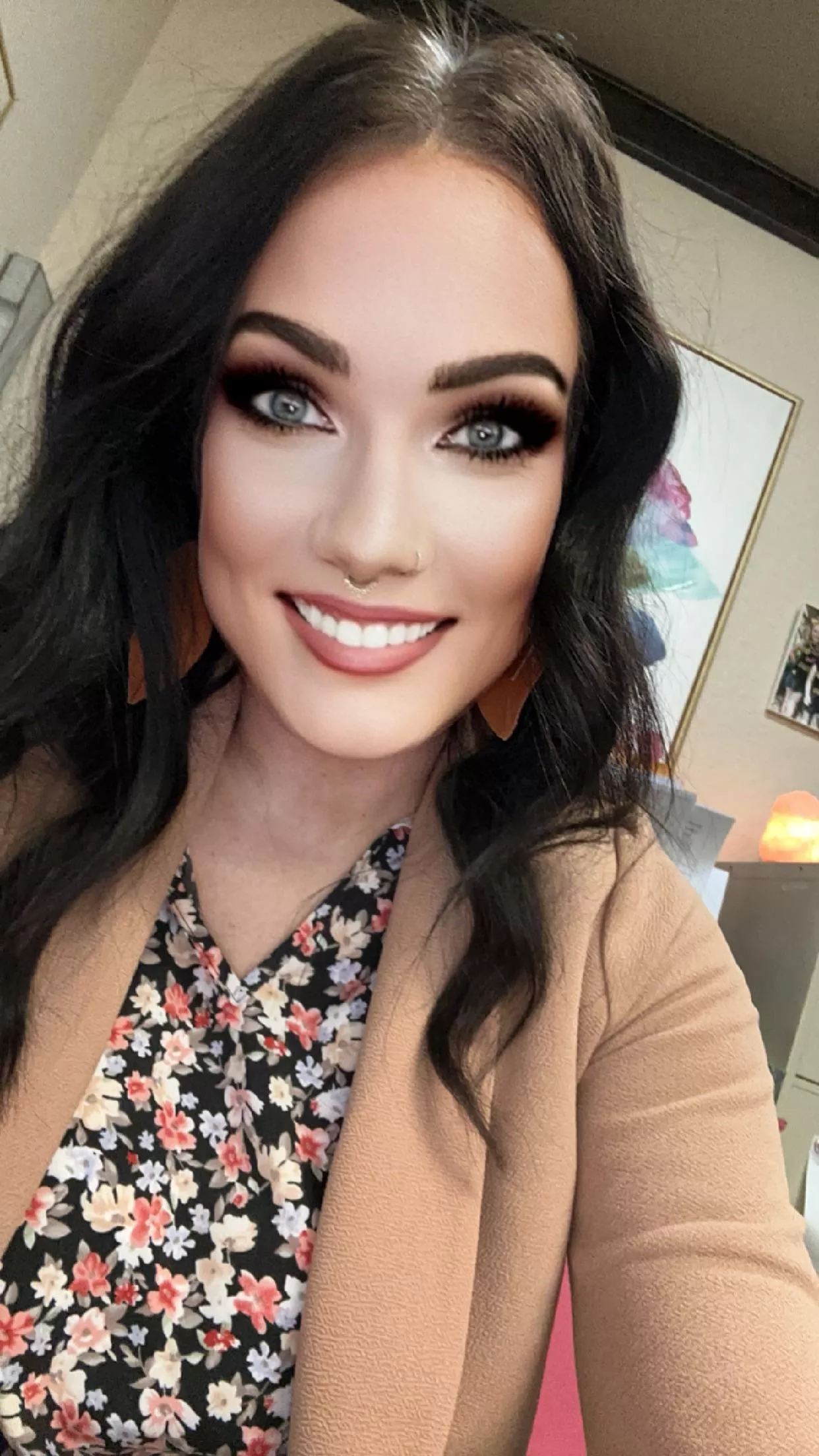 A smile to start your Monday posted by leatherbondagebadass