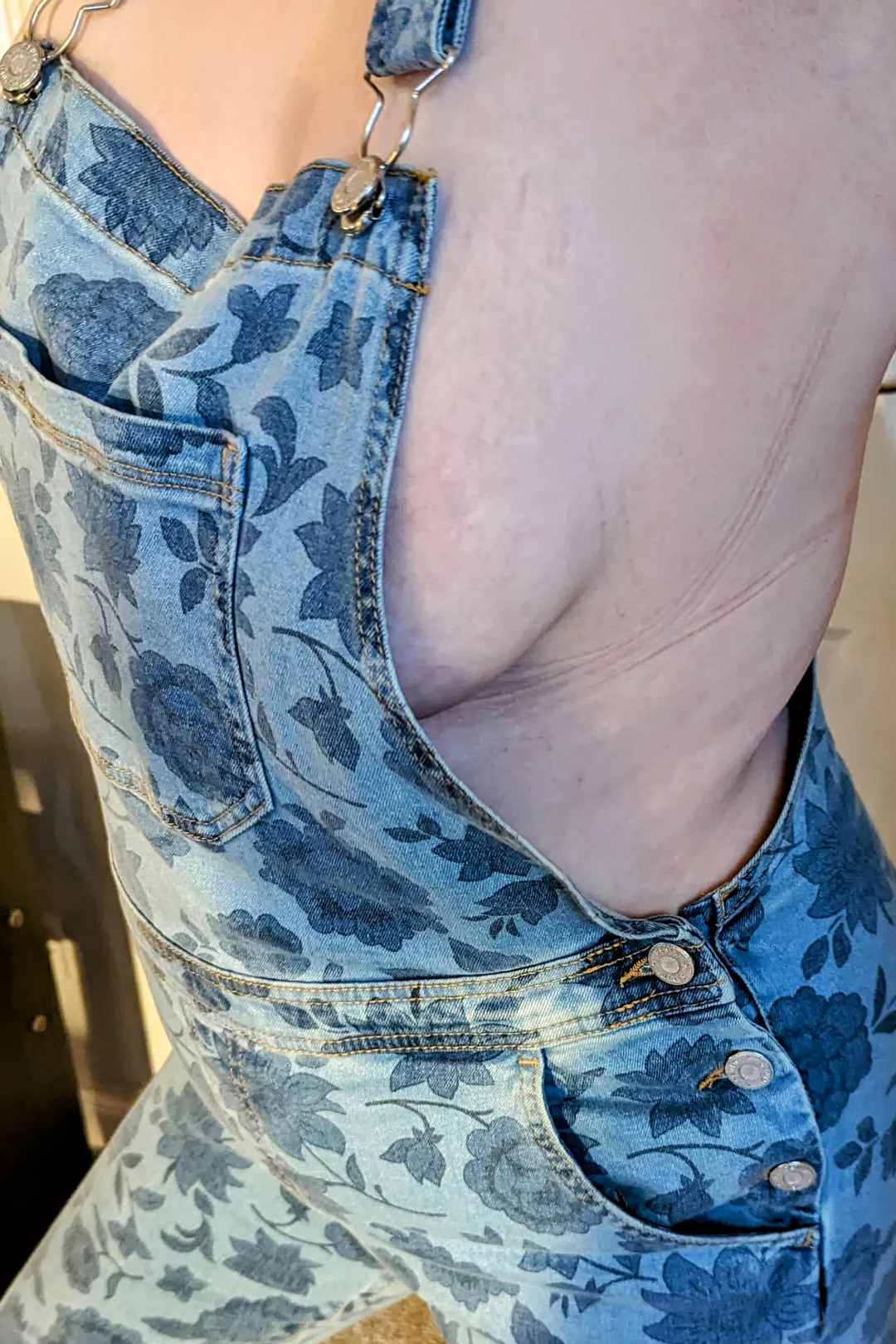 A view from the side posted by Horny_Couple_95_99