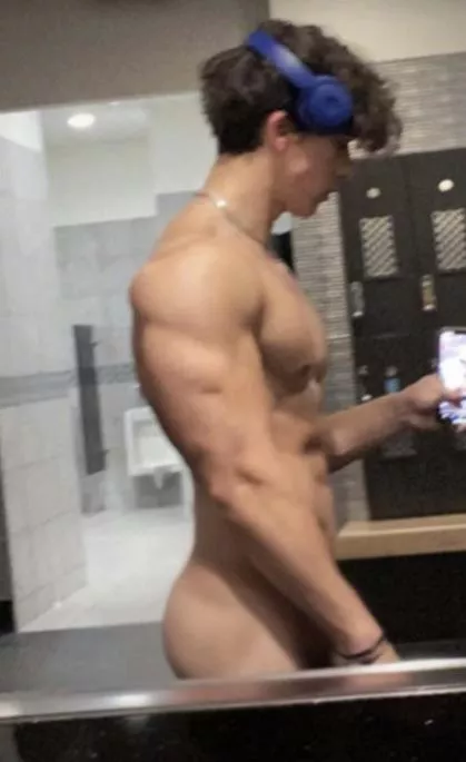 Any love for a short boi? posted by No-Direction-4214