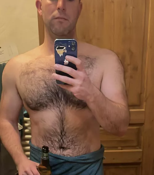 Anyone fancy joining me for a beer? 40 m uk. DMs are open by Horror-Media-7709